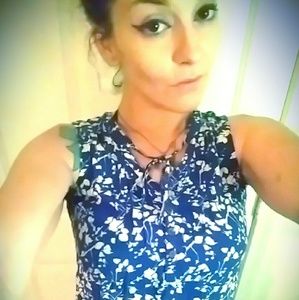 Adorable The North Face cornflower blue top EUC